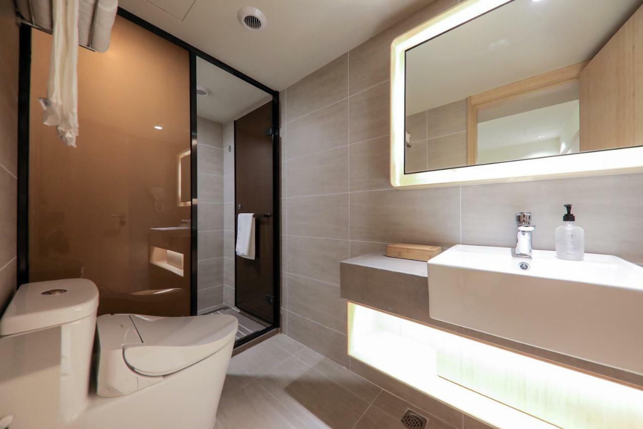 Ji Hotel  Shanghai Bagian luar foto